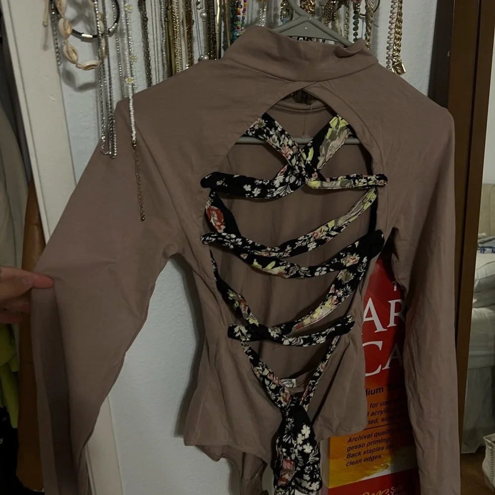 FREE PEOPLE top - Picture 7 of 12